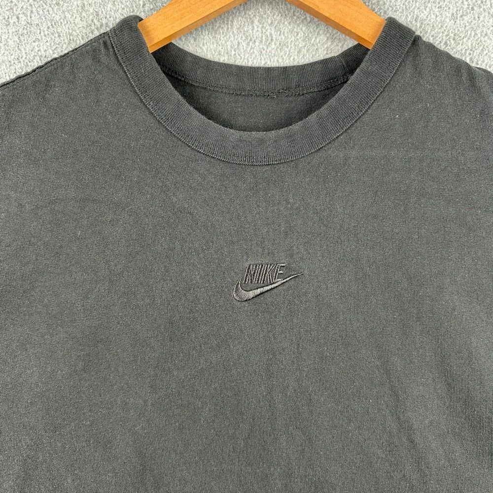 Nike T Shirt Mens L Black Sportswear Max 90 Embroidered Swoosh Short Sleeve Tee - Picture 4 of 9